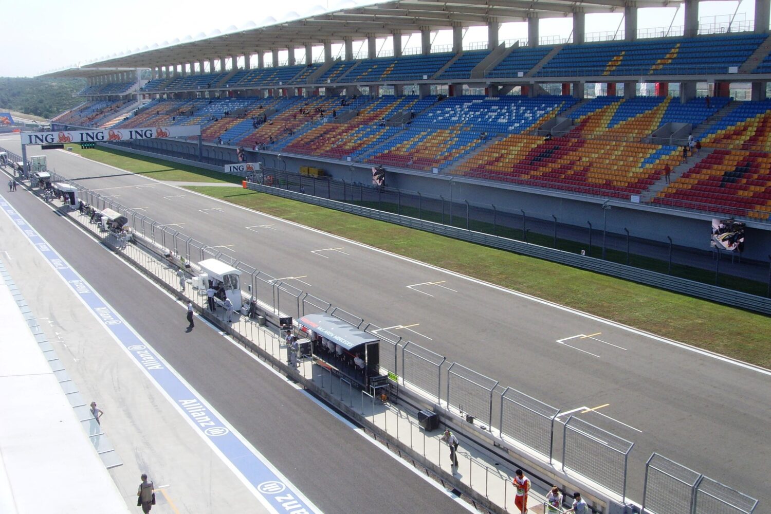 Istanbul Park – prosta startowa i trybuna główna toru GP Turcji